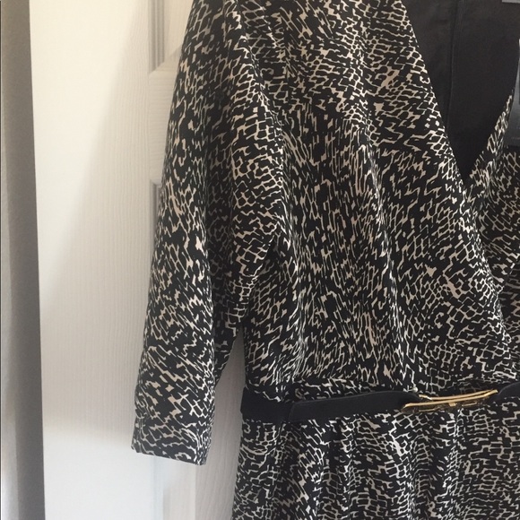 Jumpsuit - Picture 3 of 7